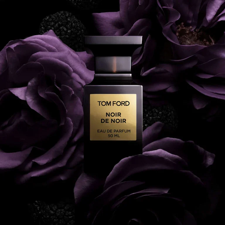 NOIR DE NOIR