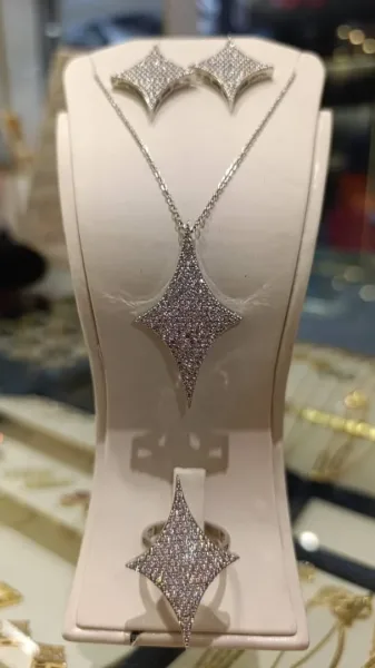 طقم اكسسوار